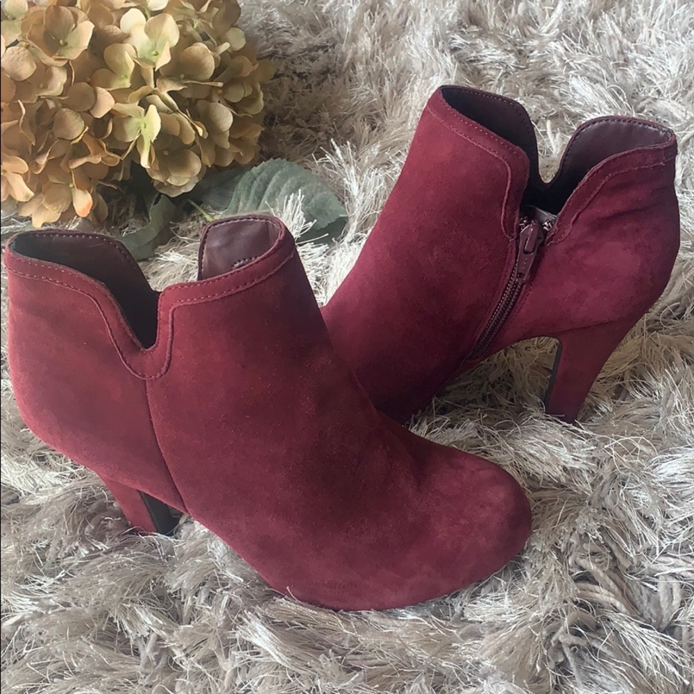Gianni Bini Booties